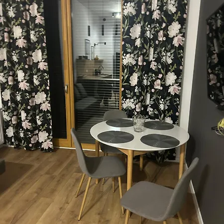 Nadmotlawie Old Town Riverview Apartment *